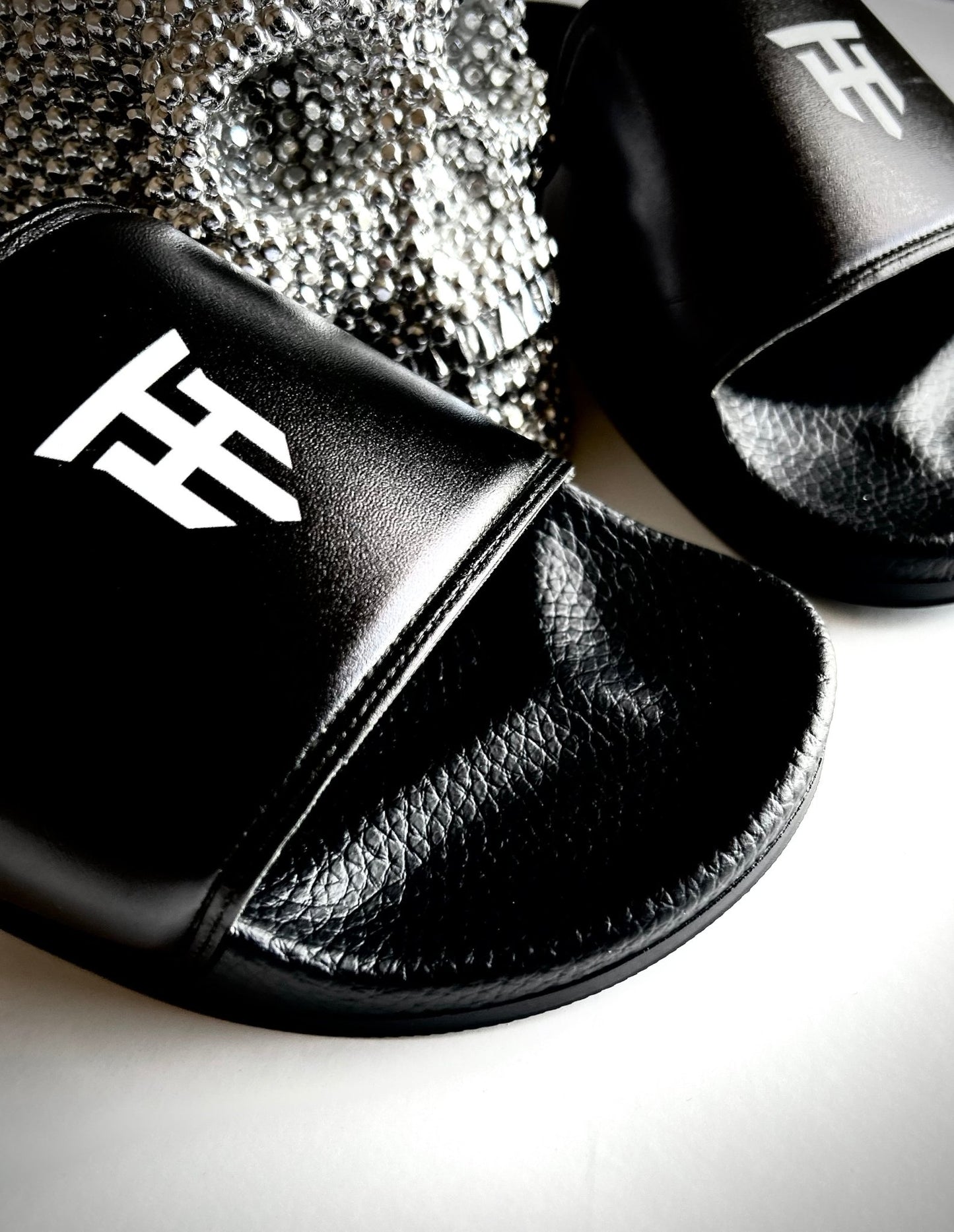 ZERO GRAVITY™ // DROP 001 - Thorn & Horn6.56.55637471_15236