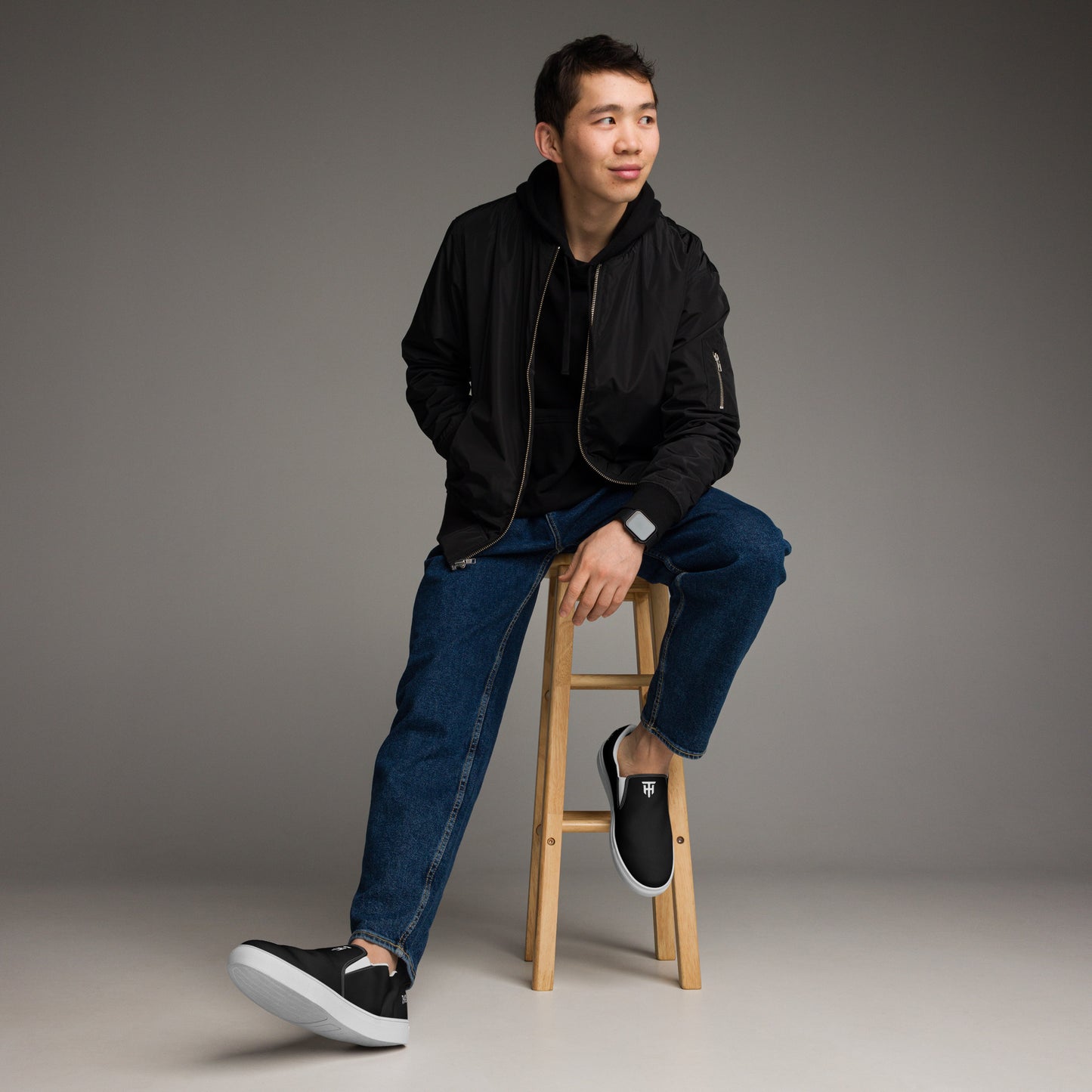 Civico 44™ - Thorn & Horn556645061_14736